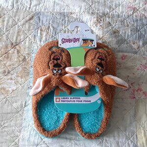 NWT Scooby Doo Slippers